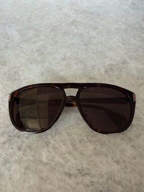 Gucci Tortoiseshell Aviator Sunglasses - Dark Brown Lenses